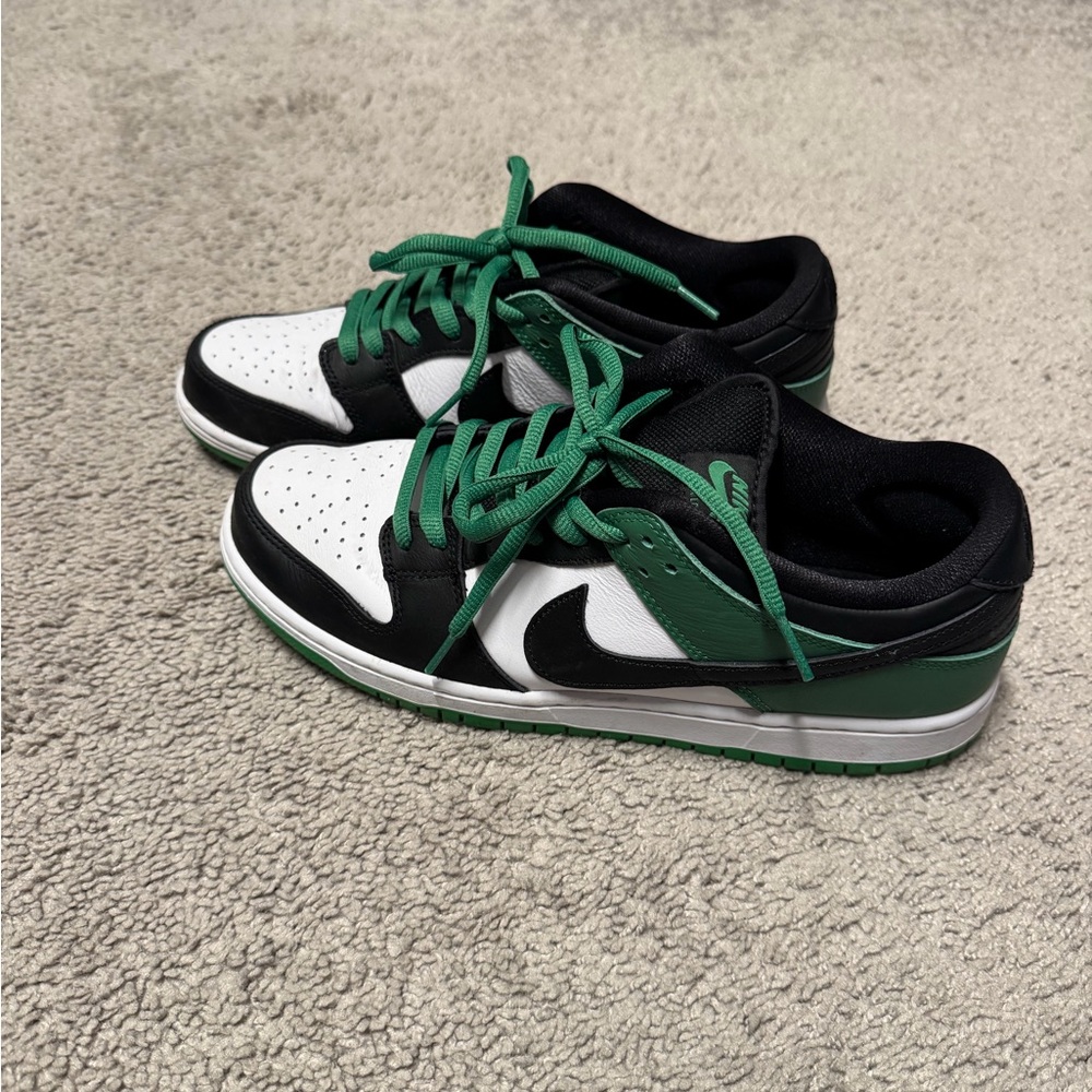 Nike Dunk Low-Top Sneakers - White, Black & Green - Picture 2 of 7